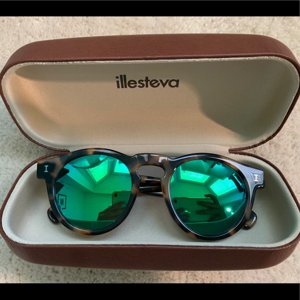 Illesteva sunglasses